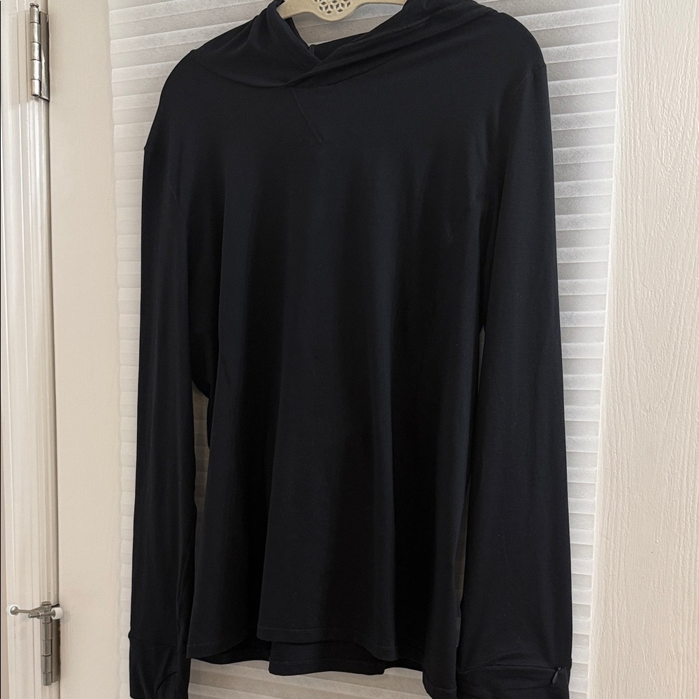 NWOT Fabletics Run Hoodie Midnight Black Lightweight Workout Gym Athletic XXL